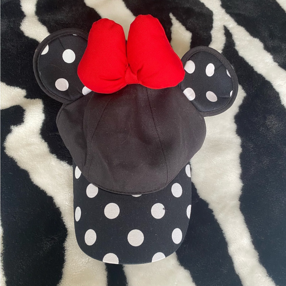 Walt Disney World Minnie Mouse Baseball Cap Ears Bow Adult Polka Dot